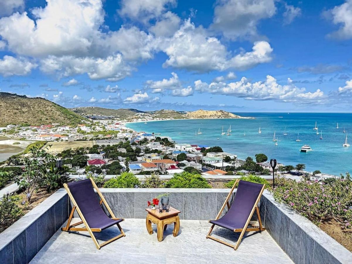 Blue Room In A Shared Villa Diamant With Communal Pool And Sea View Grand Case Bagian luar foto